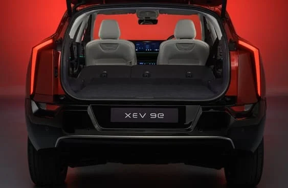 XEV33